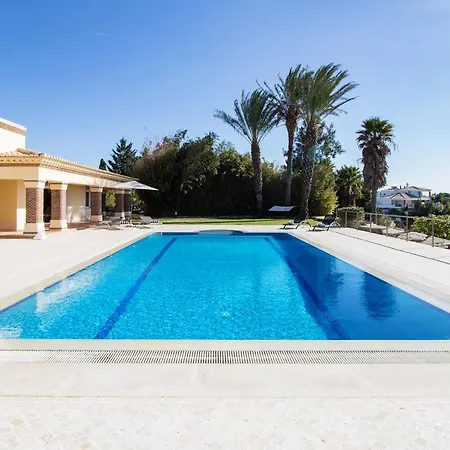 Villa Casa Eden - Super Luxury 4 Bedroom With Tennis Court 2 Swimming Pools Stunning Seaviews Guia (Faro)