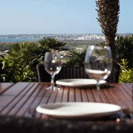 Casa Eden - Super Luxury 4 Bedroom With Tennis Court 2 Swimming Pools Stunning Seaviews Villa Guia (Faro)