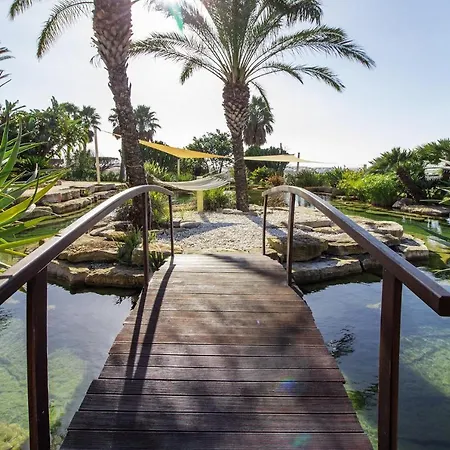 Casa Eden - Super Luxury 4 Bedroom With Tennis Court 2 Swimming Pools Stunning Seaviews * Guia (Faro)