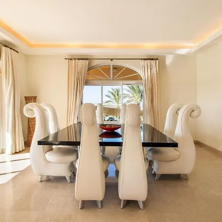 Casa Eden - Super Luxury 4 Bedroom With Tennis Court 2 Swimming Pools Stunning Seaviews Villa