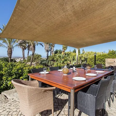 Casa Eden - Super Luxury 4 Bedroom With Tennis Court 2 Swimming Pools Stunning Seaviews Villa Guia (Faro)