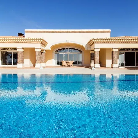 וילה Casa Eden - Super Luxury 4 Bedroom With Tennis Court 2 Swimming Pools Stunning Seaviews *